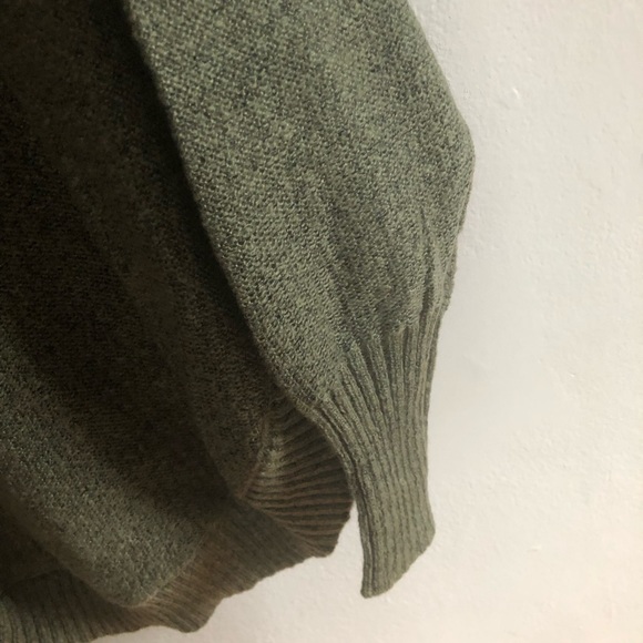 Olive Tulip Sweater - Picture 6 of 6